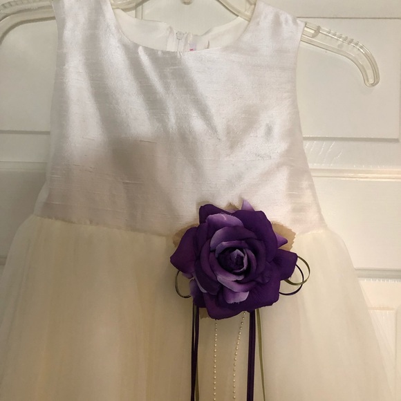 White and Purple Flower Girl Dress - Picture 2 of 7